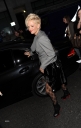 Sarah_Harding_arrives_at_Vivienne_Westwood_fashion_show_200909_3.jpg