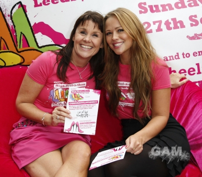 Kimberley_Walsh_at_the_Breast_Cancer_Haven_High_Heel-a-thon_270909_15.jpg