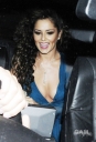 Cheryl_Cole_arrives_at_Simon_Cowells_birthday_party_031009_55.jpg