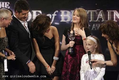 Girls_Aloud_arriving_at_the_Pride_of_Britain_Awards_051009_278.jpg