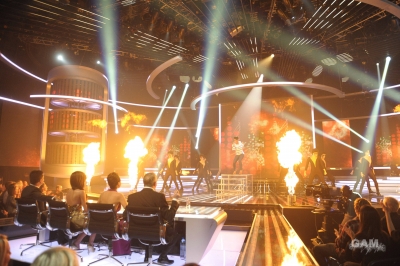 Cheryl_Cole__Judges_on_The_X_Factor_101009_10.jpg