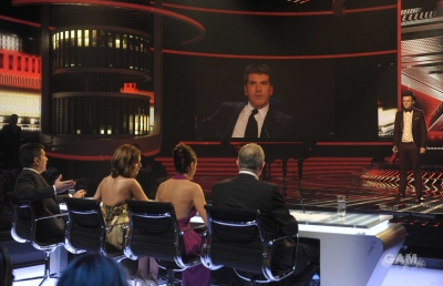 Cheryl_Cole__Judges_on_The_X_Factor_101009_21.jpg