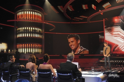Cheryl_Cole__Judges_on_The_X_Factor_101009_33.jpg