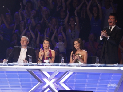 Cheryl_Cole__Judges_on_The_X_Factor_101009_50.jpg
