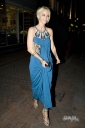 Sarah_Harding_leaving_Una_Healys_birthday_party_101009_13.jpg