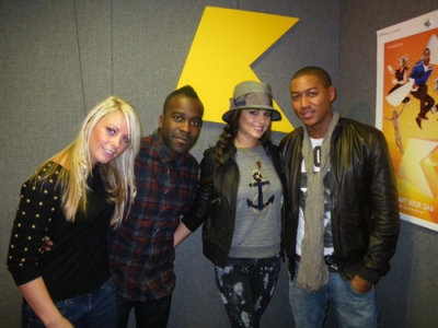 Cheryl_Cole_and_Chris_Moyles_on_the_Breakfast_show_131009_3.jpg