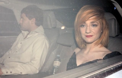 Cheryl2C_Kimberley_and_Nicola_leaving_X_Factor_studios_11_10_09_288529.jpg