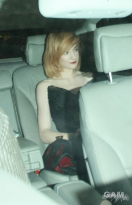 Cheryl_Kimberley_and_Nicola_leaving_X_Factor_studios_111009_66.jpg