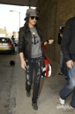 Имя файла=Cheryl_Cole_arrives_at_a_dance_studio_and_Kiss_FM_studios_in_London_131009_4.jpg
Размер файла=571КБ
Размеры=1900x2850
Дата=Март 10, 2012 Cheryl_Cole_arrives_at_a_dance_studio_and_Kiss_FM_studios_in_London_131009_4.jpg