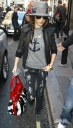 Имя файла=Cheryl_Cole_leaving_Radio_1_in_London_131009_174.jpg
Размер файла=814КБ
Размеры=1900x3304
Дата=Март 10, 2012 Cheryl_Cole_leaving_Radio_1_in_London_131009_174.jpg