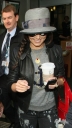 Cheryl_Cole_leaving_Radio_1_in_London_131009_216.jpg