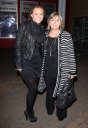Kimberley_Walsh_with_her_mum_spotted_in_Machester_171009_4.jpg