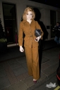 Nicola_Roberts_arrives_at_the_Mayfair_hotel_27_10_09_282029.jpg