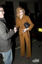 Nicola_Roberts_arrives_at_the_Mayfair_hotel_27_10_09_282529.jpg