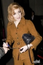 Nicola_Roberts_arrives_at_the_Mayfair_hotel_27_10_09_282629.jpg