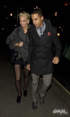 Sarah_Harding_at_Texture_Restaurant__Mahiki_031109_45.jpg