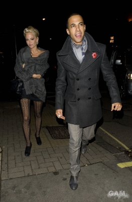 Sarah_Harding_at_Texture_Restaurant__Mahiki_031109_82.jpg