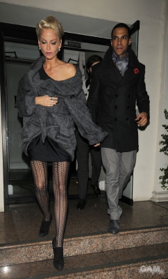 Sarah_Harding_at_Texture_Restaurant__Mahiki_031109_95.jpg