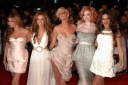 Girls_Aloud_-_Backstage_with_Brit_Award_18_02_09_124.jpg