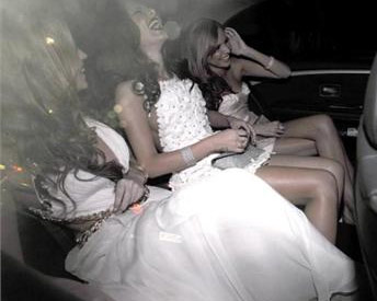 Girls_Aloud_arriving_at_Universal_Aftershow_Party_at_Claridges_18_02_09_2818329.jpg