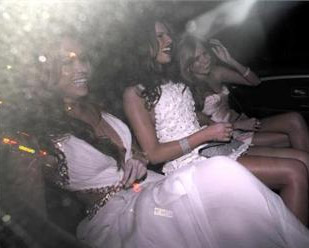 Girls_Aloud_arriving_at_Universal_Aftershow_Party_at_Claridges_18_02_09_2818429.jpg