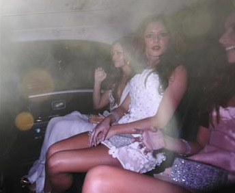 Girls_Aloud_arriving_at_Universal_Aftershow_Party_at_Claridges_18_02_09_2819229.jpg