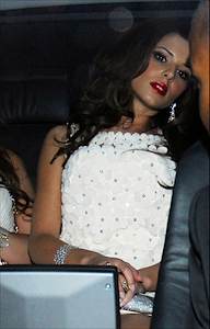 Girls_Aloud_arriving_at_Universal_Aftershow_Party_at_Claridges_18_02_09_73.jpg