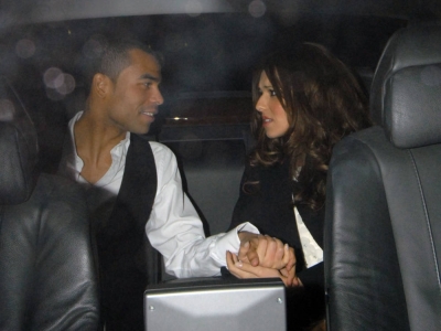 Girls_Aloud_arriving_at_Universal_Aftershow_Party_at_Claridges_18_02_09_26.jpg