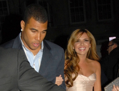 Girls_Aloud_arriving_at_Universal_Aftershow_Party_at_Claridges_18_02_09_28.jpg