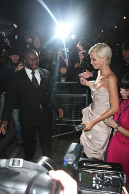 Girls_Aloud_arriving_at_Universal_Aftershow_Party_at_Claridges_18_02_09_2813129.jpg