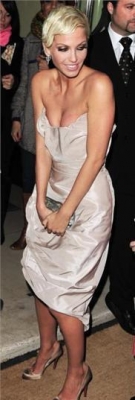 Girls_Aloud_arriving_at_Universal_Aftershow_Party_at_Claridges_18_02_09_2815529.jpg