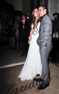 Girls_Aloud_arriving_at_Universal_Aftershow_Party_at_Claridges_18_02_09_2816029.jpg