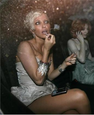 Girls_Aloud_arriving_at_Universal_Aftershow_Party_at_Claridges_18_02_09_2818629.jpg