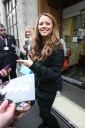 Kimberley_Walsh_seen_leaving_the_Radio_One_Studios_091109_11.jpg