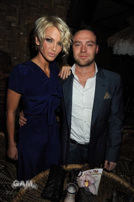 Sarah_and_Tom_attend_the_launch_of_club_Kanaloa_101109_4.jpg