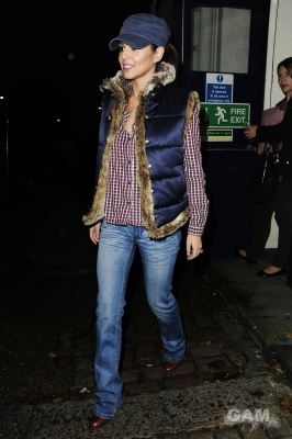 Cheryl_leave_BBC_studios_Maida_Vale_11_11_09_29.jpg