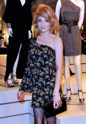 Nicola_Roberts_at_Jimmy_Choo_for_HM_Launch_Party_in_London_131109_31.jpg
