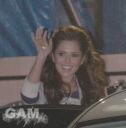 Cheryl_Cole_leaving_the_X_Factor_studios_081109_3.jpg
