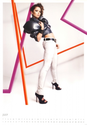 Cheryl_Cole_Official_2010_Calendar_19.jpg