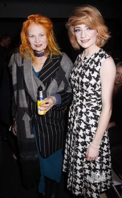 Nicola_Roberts_attends_Westwoods_Anglomania_Catwalk_Show_161109_15.jpg