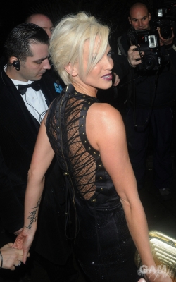 Cheryl_and_Ashley_Cole_at_Kanaloa_Nightclub_211109_248.jpg