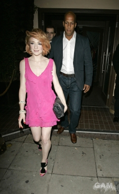 Cheryl_and_Ashley_Cole_at_Kanaloa_Nightclub_211109_385.jpg