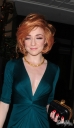 Sarah_and_Nicola_arrive_back_at_their_hotel_281109_15.jpg