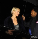 Sarah_and_Nicola_arrive_back_at_their_hotel_281109_36.jpg