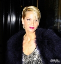 Sarah_and_Nicola_arrive_back_at_their_hotel_281109_41.jpg